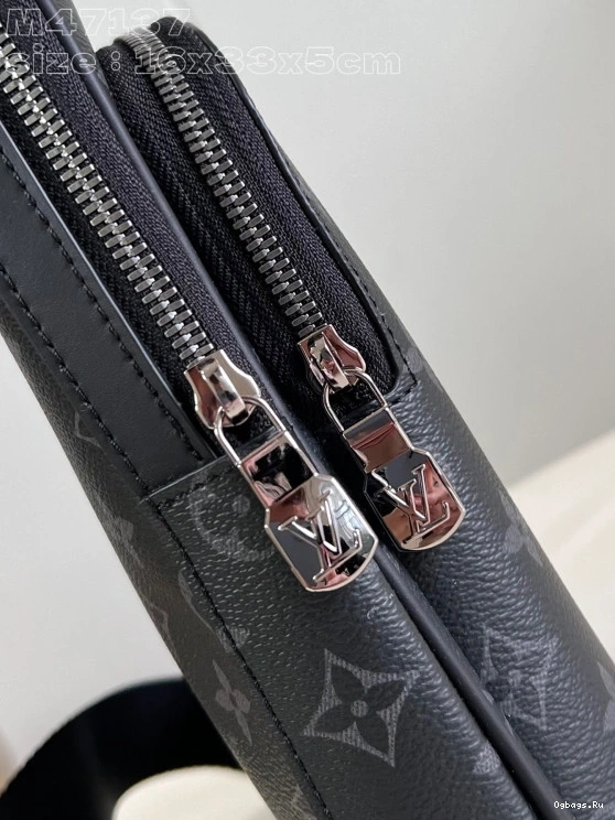 LOUIS Avenue VUITTON Slingbag-16*33*5.7CM 0523